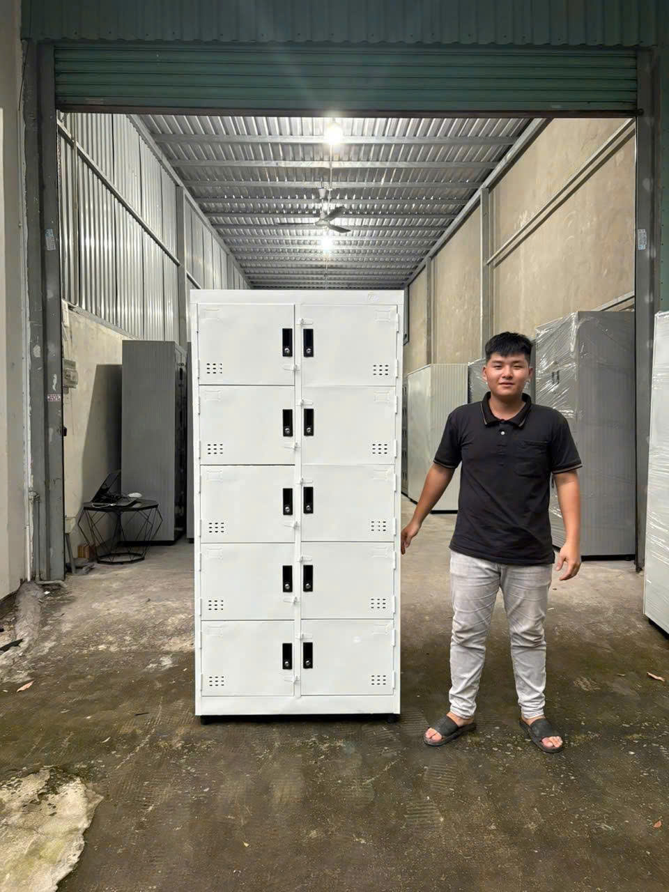 tu-locker-10-cua