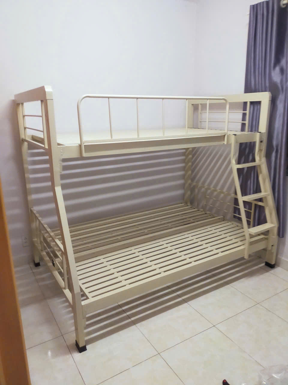 Giường tầng 1m2 x 1m4